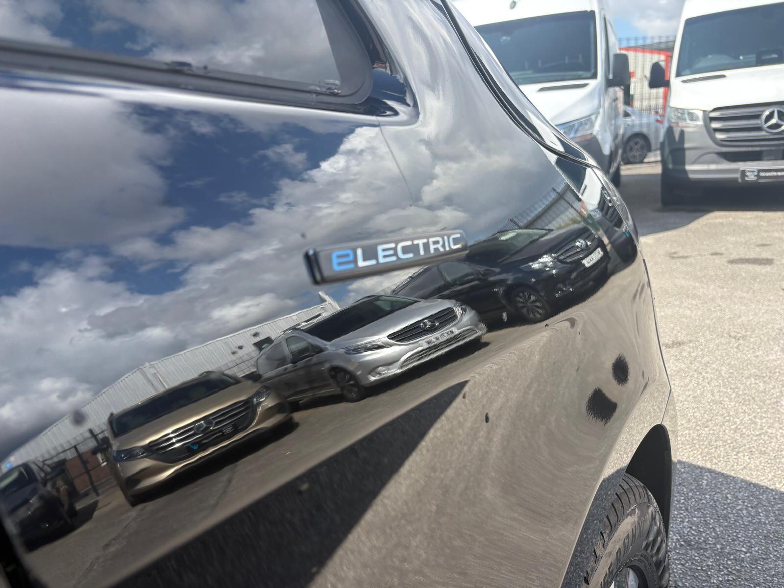 Mercedes-Benz eVito